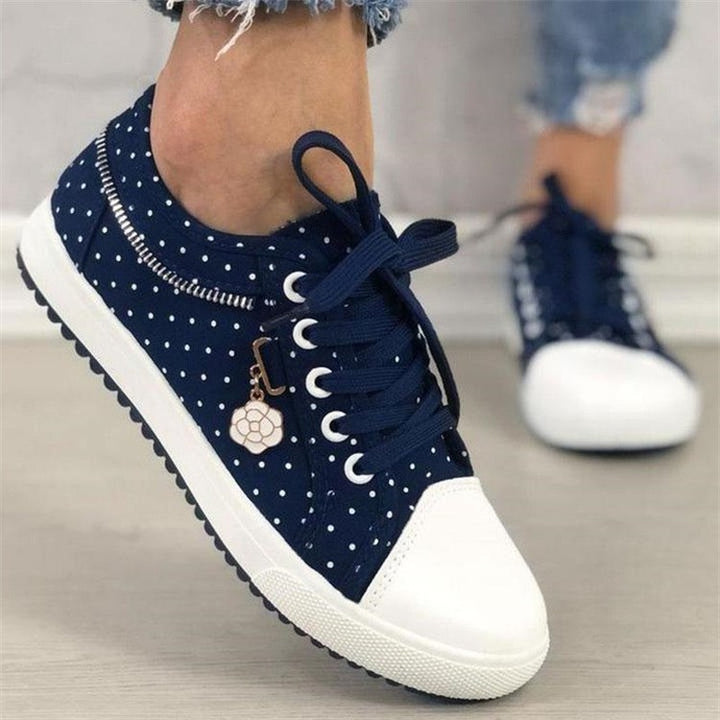 Women's casual sneakers with platform sole and side zipper Mune Fashion