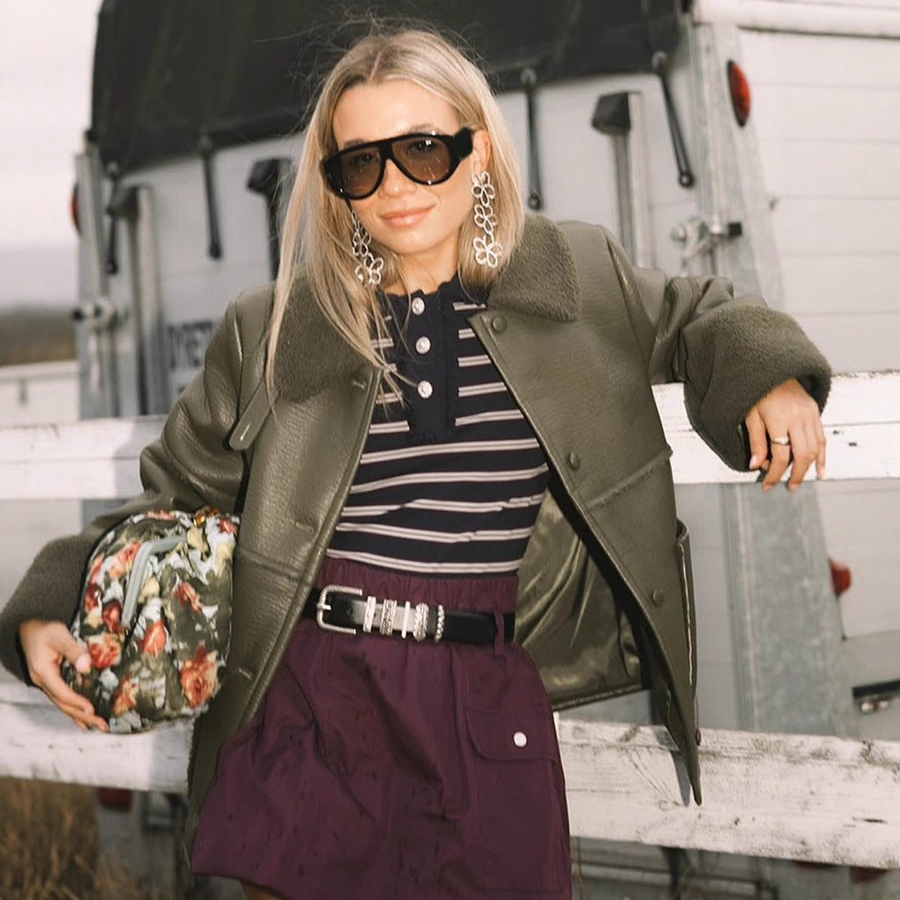 Ladies Short Aviator-Style Bomber Jacket with Teddy Lining and Boxy Silhouette Mune Fashion