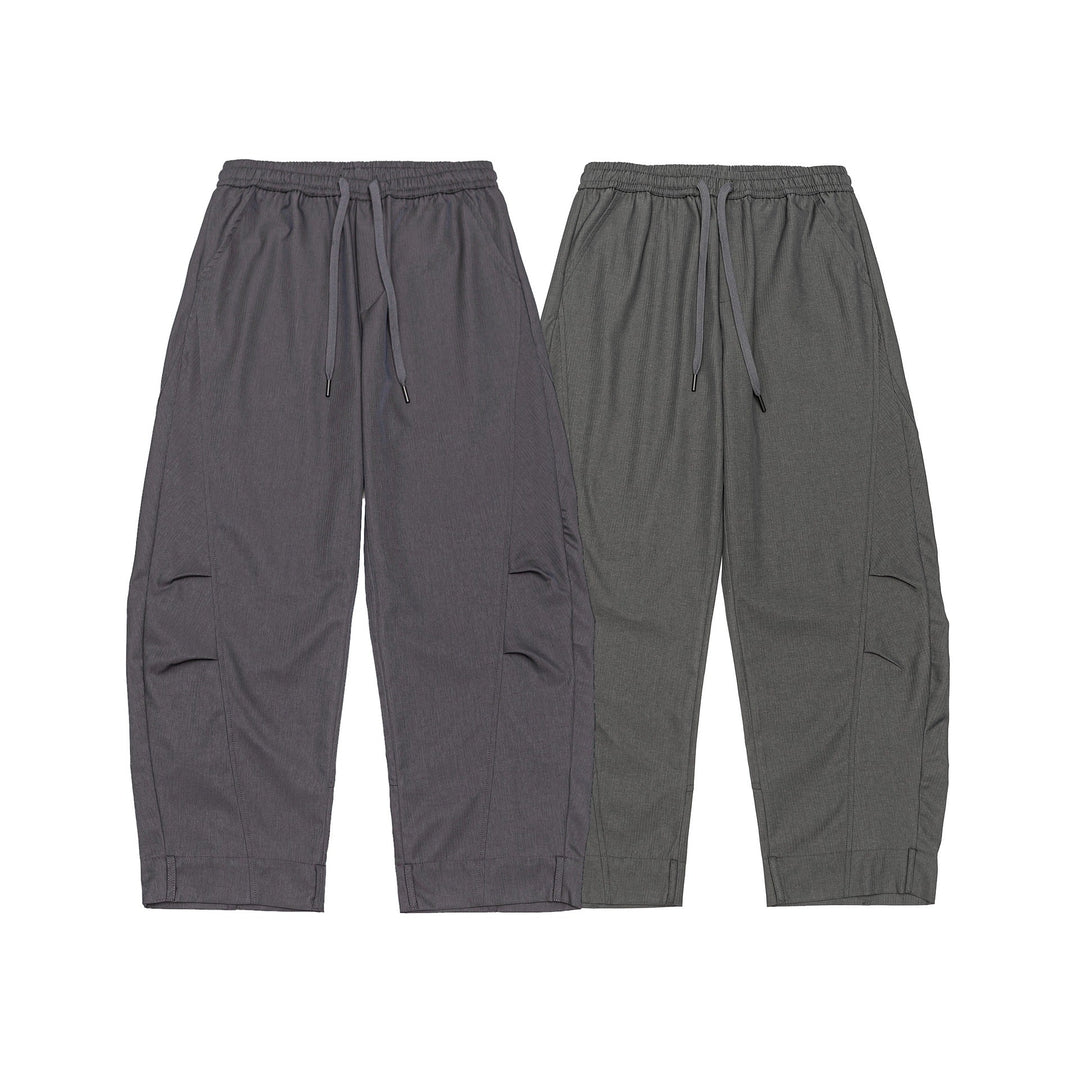 Men's cargo jogging pants with elastic waistband, drawstring, and side flap pockets Mune Fashion
