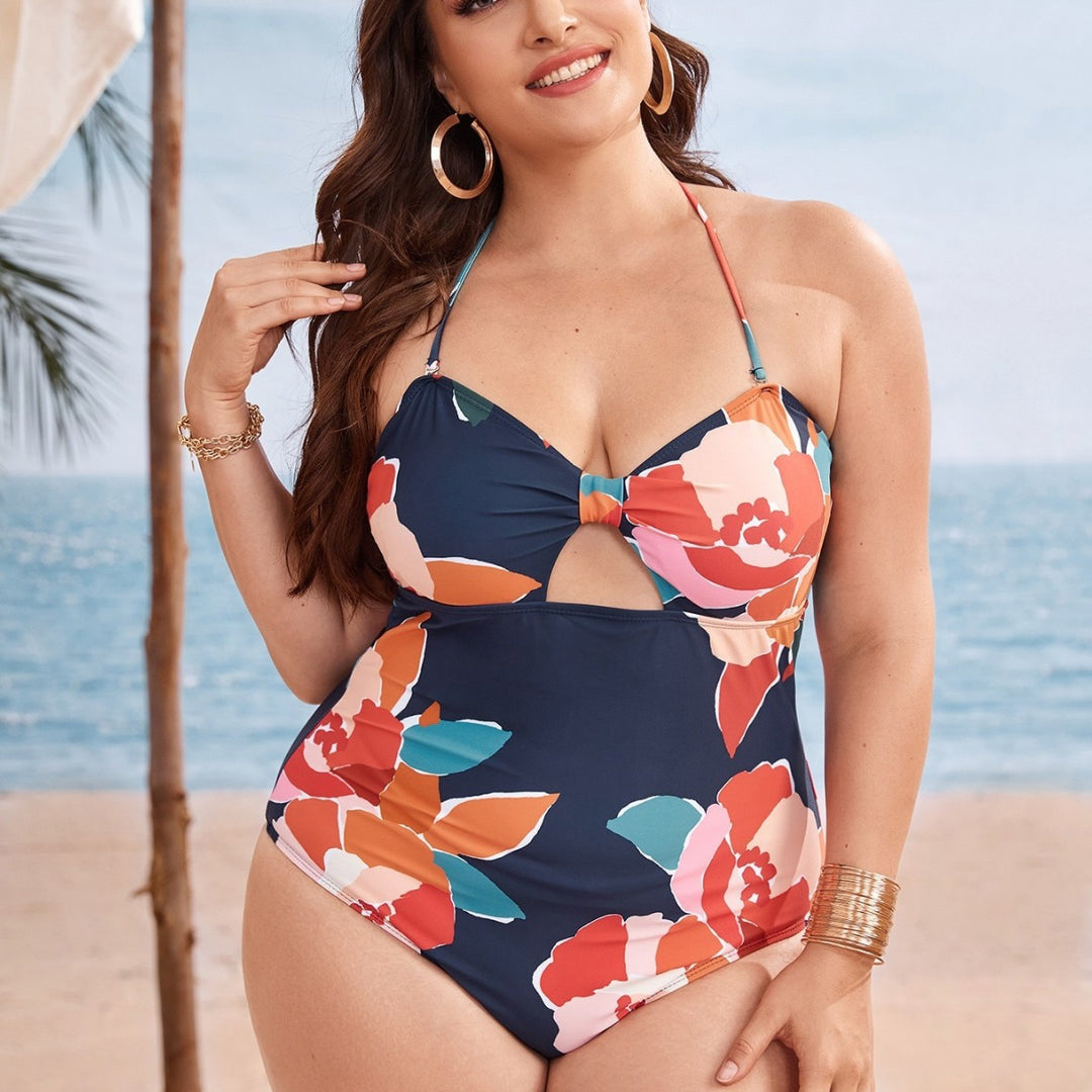Women Elegant High-Cut Swimsuit with Fashionable Cutouts Mune Fashion