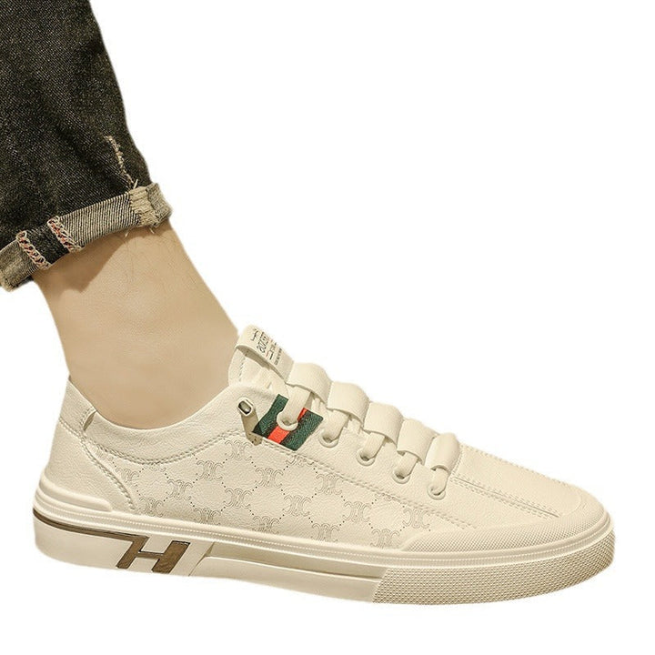 Women's sneaker with fashionable embossed design and comfortable sole Mune Fashion