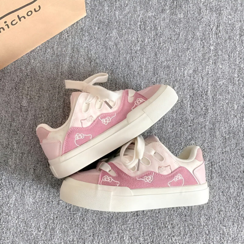 Women's sporty sneakers with cute animal appliqués and soft sole Mune Fashion