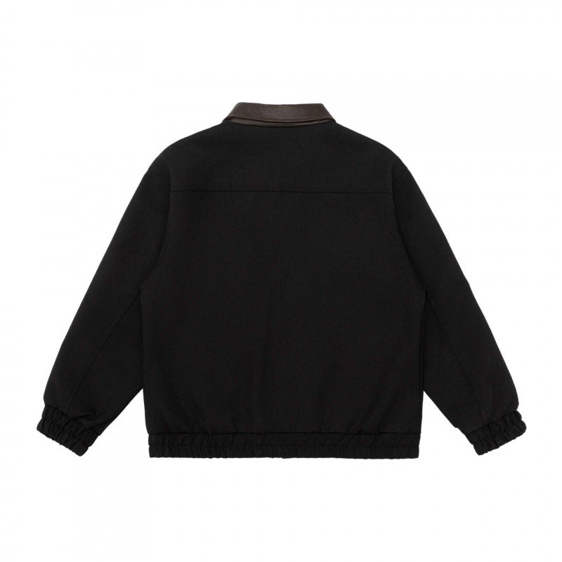 Men's short boxy jacket made of wool blend with contrasting leather collar, zipper and patch pockets Mune Fashion