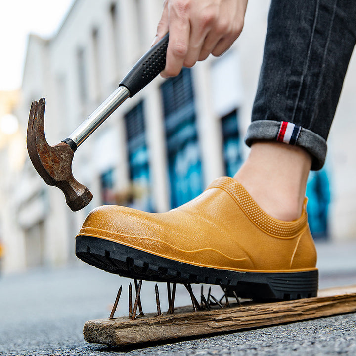 Unisex Waterproof Slip-On Work Shoes with Profiling Anti-Slip Sole Design Mune Fashion