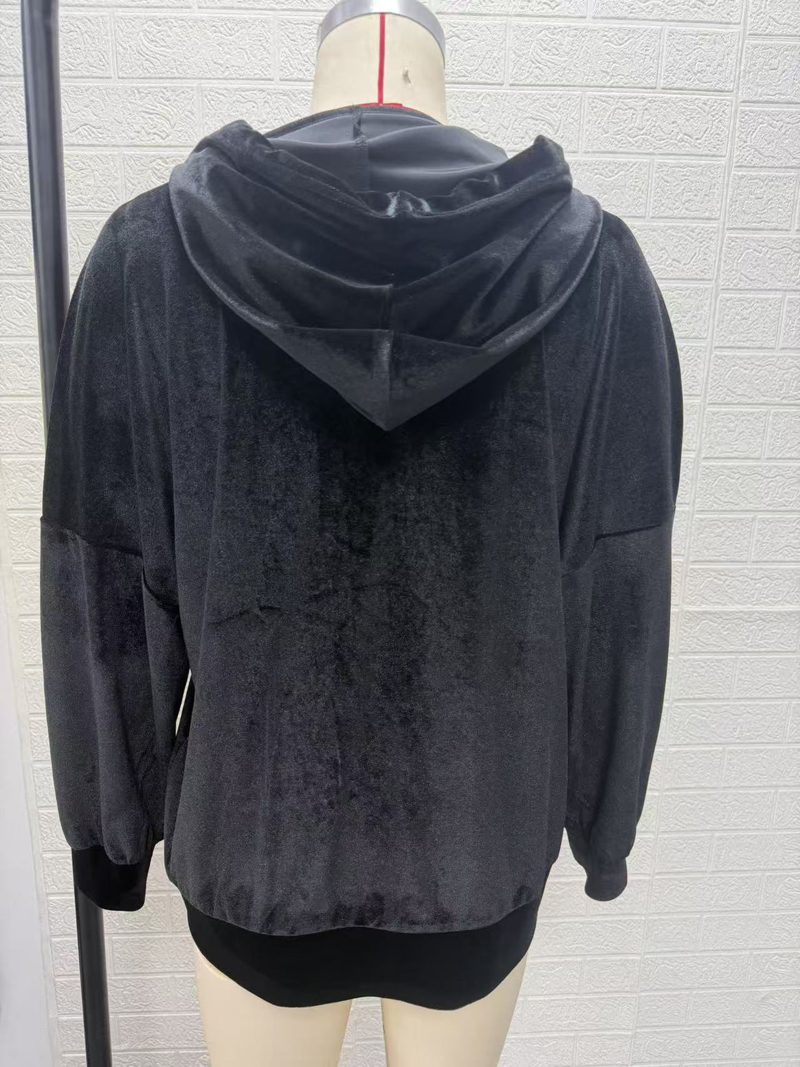 Women's Oversized Hooded Velvet Jacket with Button Placket and Patch Pockets Mune Fashion