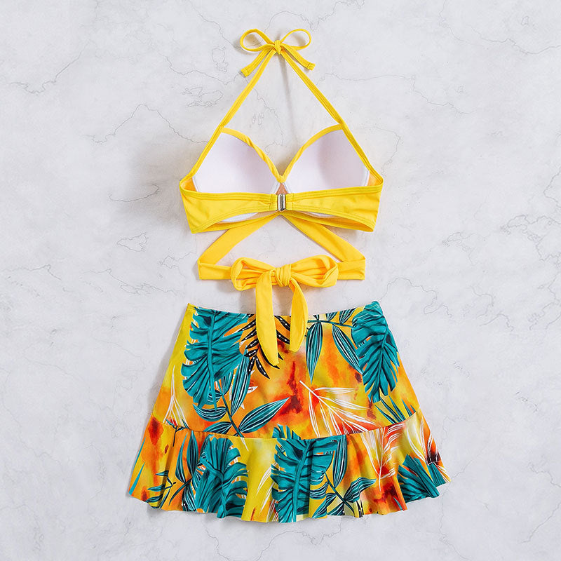Women's bikini set with ruffle skirt and adjustable straps Mune Fashion