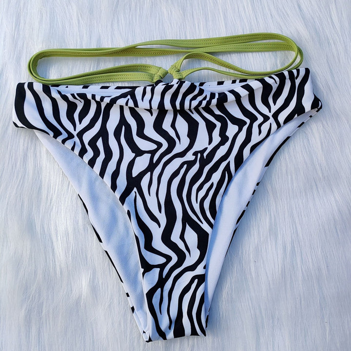 Women's Minimalist Triangle Bikini Set with Zebra Print Mune Fashion