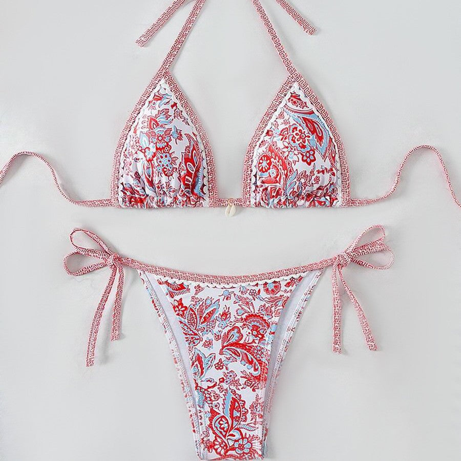 Women's triangle bikini with elaborate floral design Mune Fashion