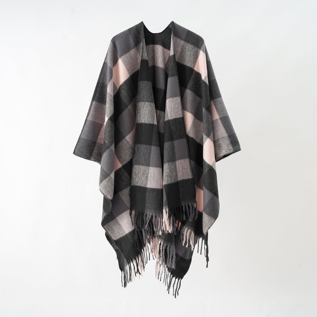 Women's Oversize Wrap Poncho made of wool blend with graphic diamond pattern and fringed hem Mune Fashion