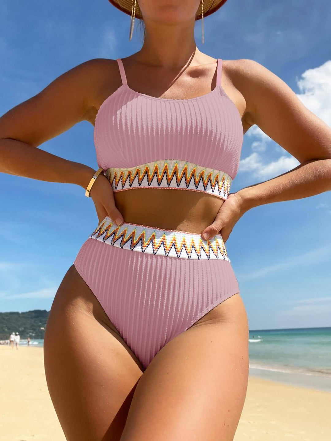 Women High-Waisted Bikini with Geometric Pattern Mune Fashion