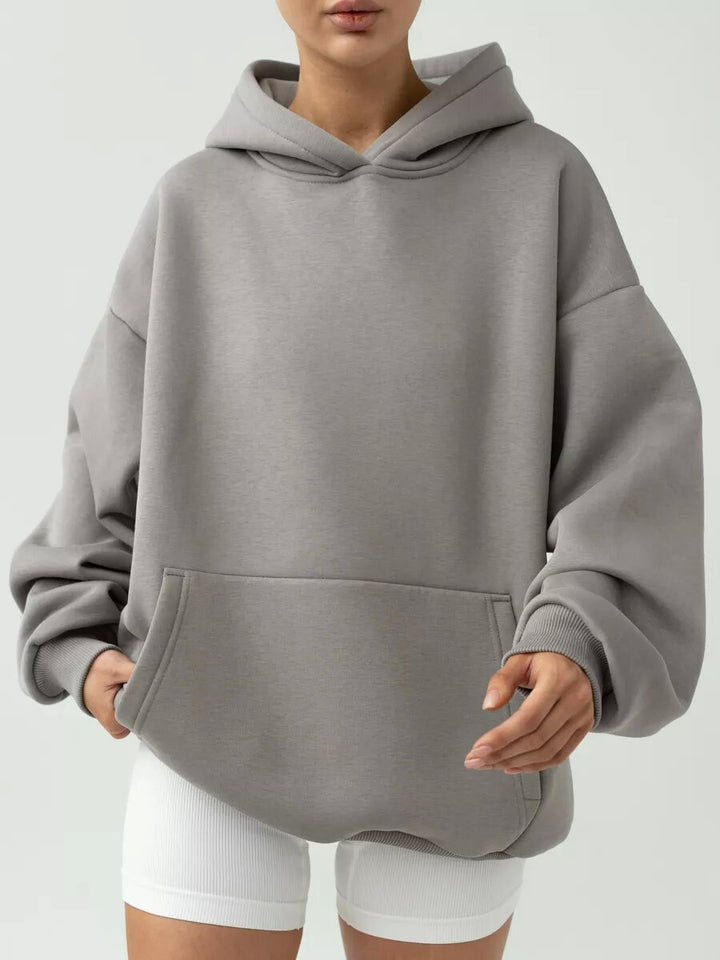 Women's oversized hoodie with kangaroo pocket and dropped-shoulder cut Mune Fashion
