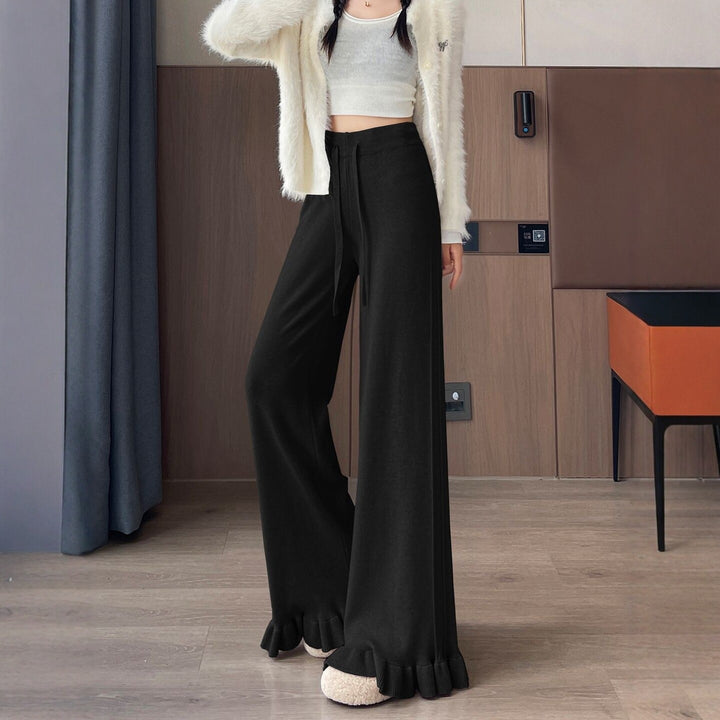 Ladies Elegant, soft lounge pants with ruffle hem Mune Fashion
