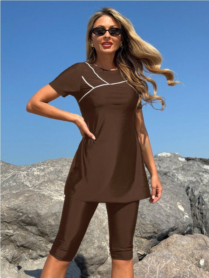 Ladies sporty swim set with short top and leggings Mune Fashion