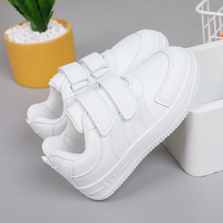 Women’s sneakers with adjustable Velcro closure and ergonomic cushioning Mune Fashion