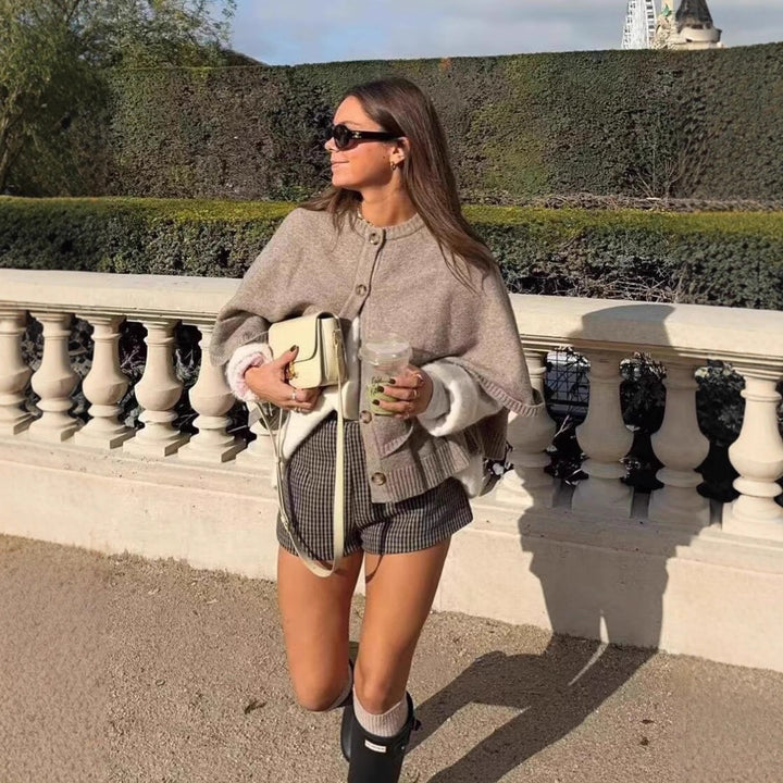 Women Cape Cardigan with Button Placket and Two-Layer Cape Mune Fashion