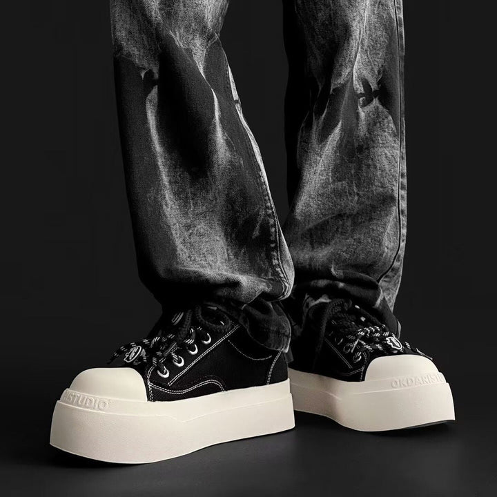 Ladies Trendy Sneakers with innovative lacing systems and cushioning sole Mune Fashion