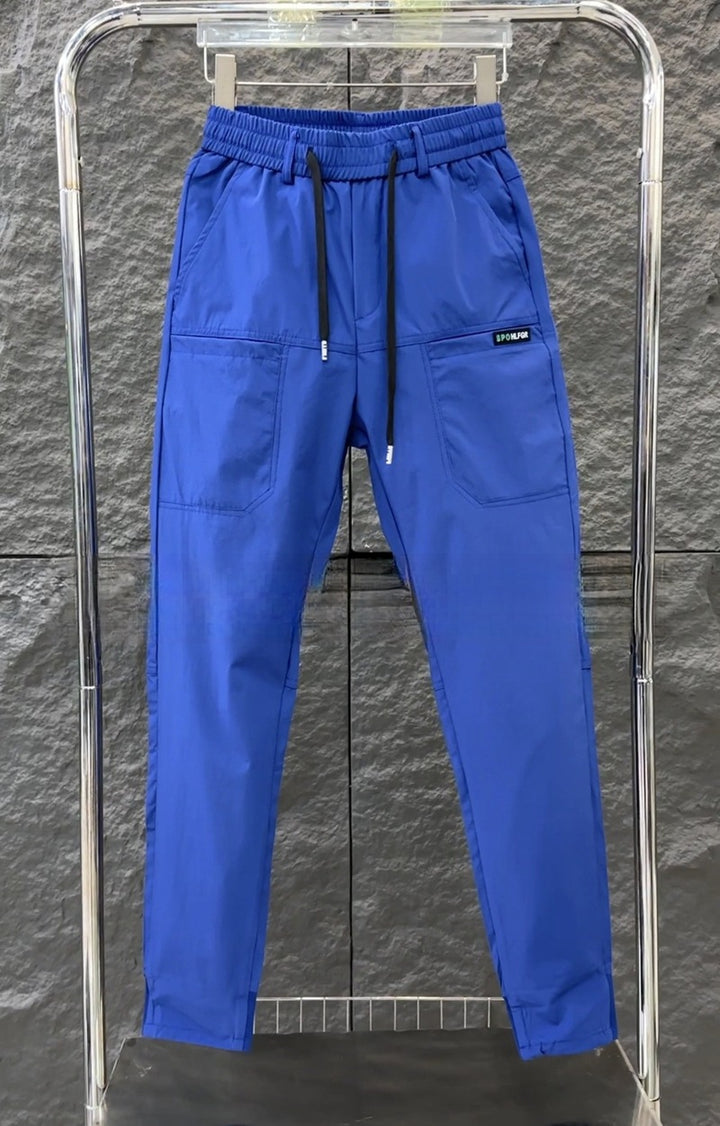Men's sporty cargo jogger pants with elastic waistband, drawstring, and tapered leg hem Mune Fashion