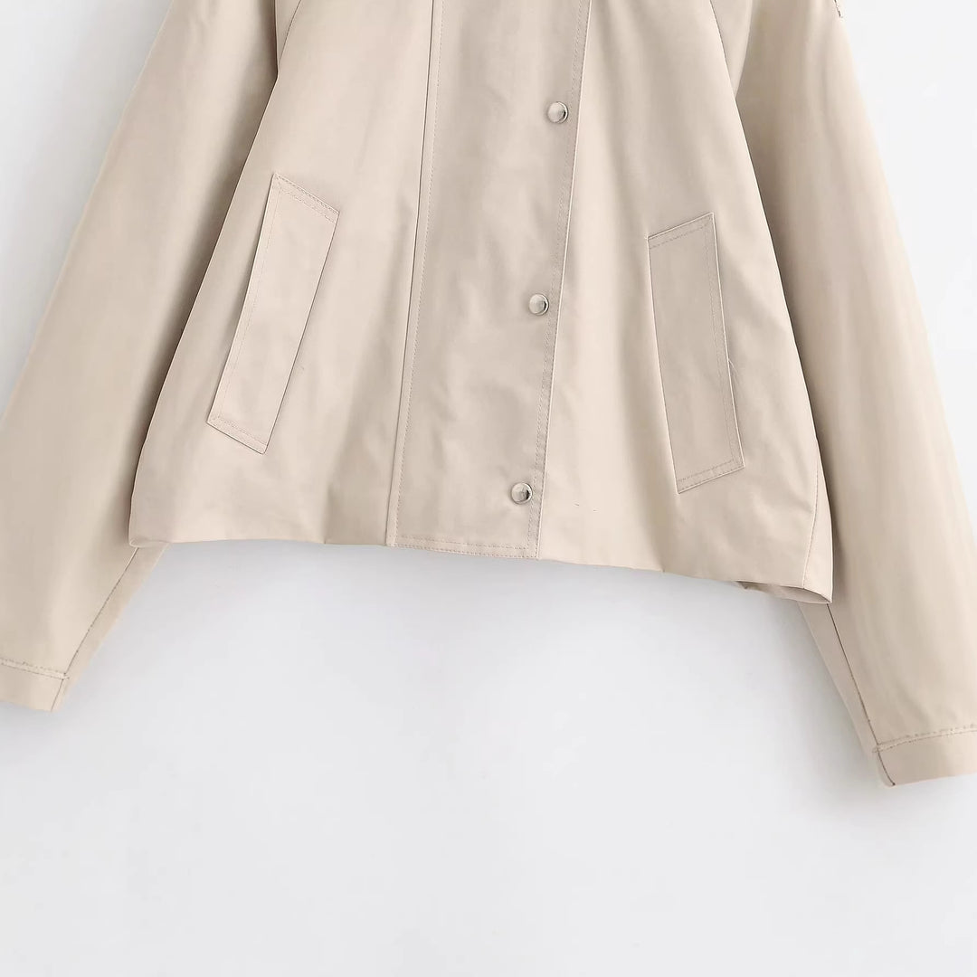 Women's Cropped Trench Coat in Boxy Cut with Epaulettes and Snap Buttons Mune Fashion
