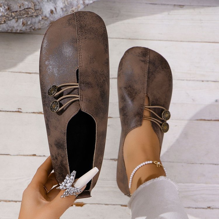 Damen Vintage-inspirierte Lederoptik Ballerinas mit quadratischer Zehenpartie und Zierknöpfen Mune Fashion
