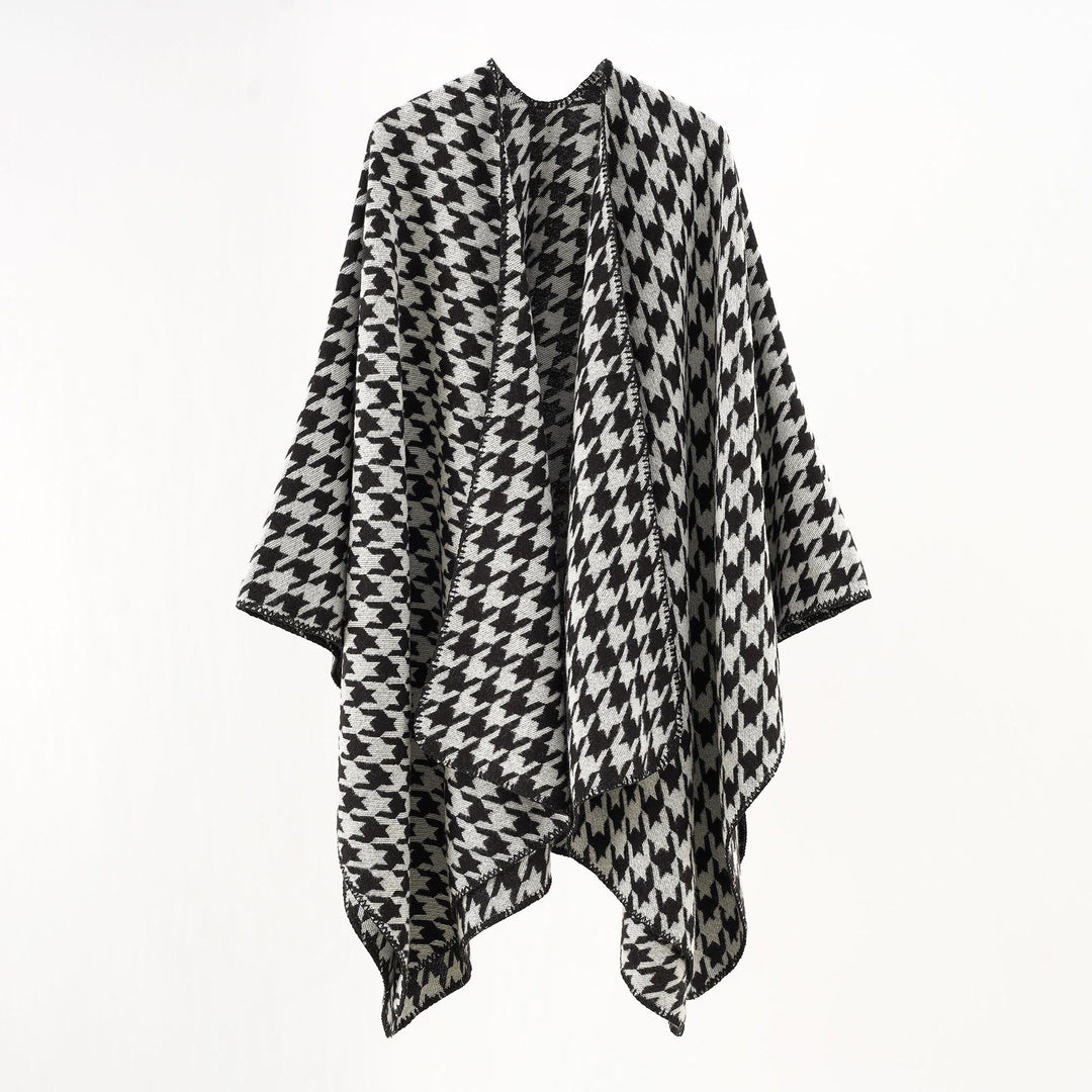Women's knitted cape-style wrap with graphic houndstooth and decorative chain edge Mune Fashion