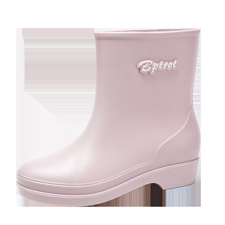 Women's Short Shaft Platform Rubber Ankle Boot with Seamless Full Rubber Construction Mune Fashion