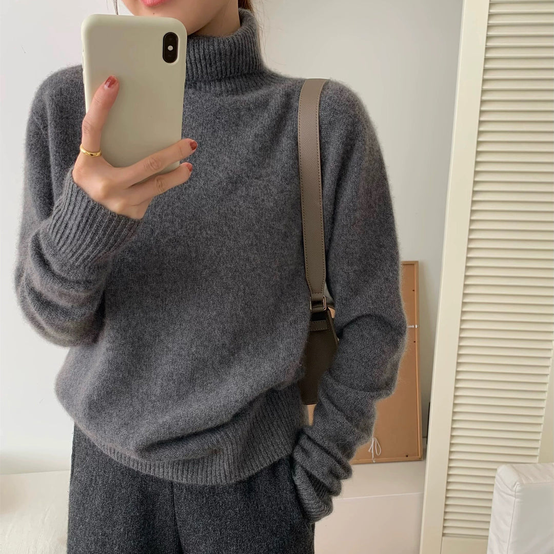 Women's Fluffy Turtleneck Sweater made of Wool Blend with Ribbed Cuffs Mune Fashion