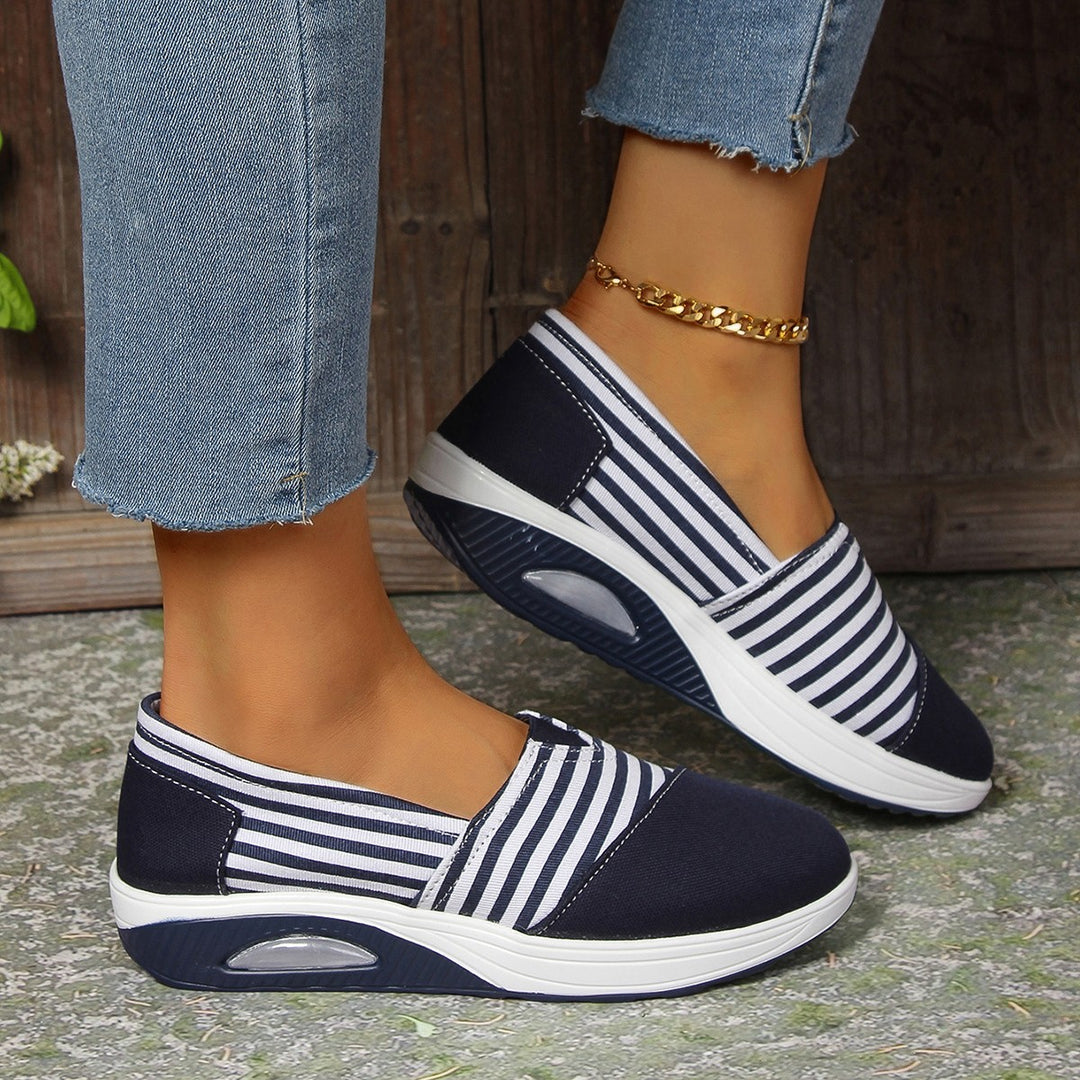 Women's Lightweight Slip-On Sneakers with Wedge Heel and Padded Comfort Sole Mune Fashion