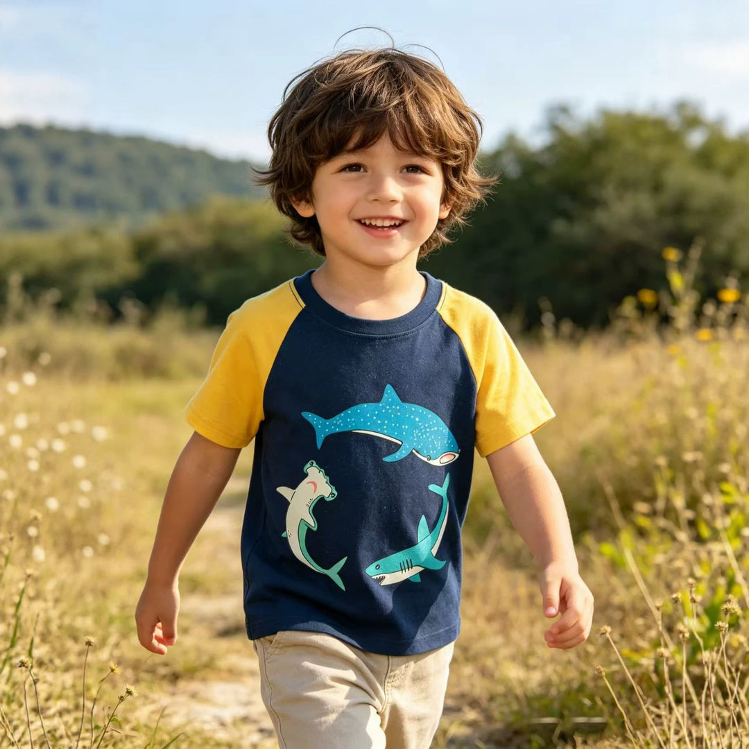 Boys T-shirt with luminous shark motif Mune Fashion