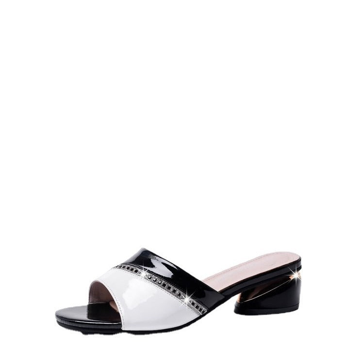 Ladies' elegant slip-ons in patent leather look with low block heel and rhinestone embellishment Mune Fashion
