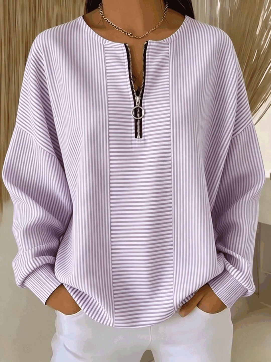 Women's Oversize Sweater with fine rib structure and short zipper Mune Fashion