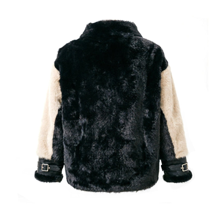 Women's short jacket in aviator style made of faux sheepskin with contrast sleeves Mune Fashion