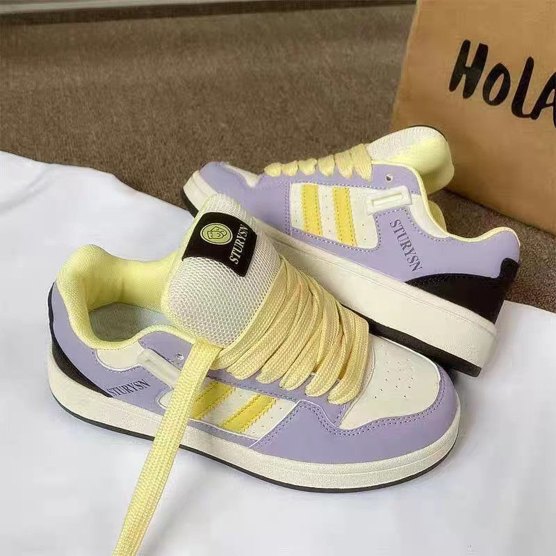 Women Sneakers in fashionable retro style with soft padding Mune Fashion