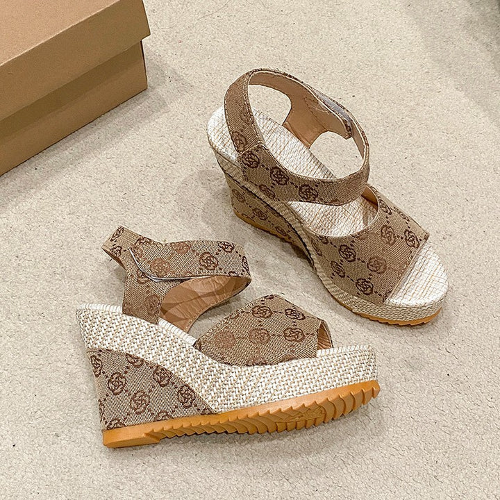 Women’s monogram-woven wedge sandals with plateau and adjustable heel strap Mune Fashion
