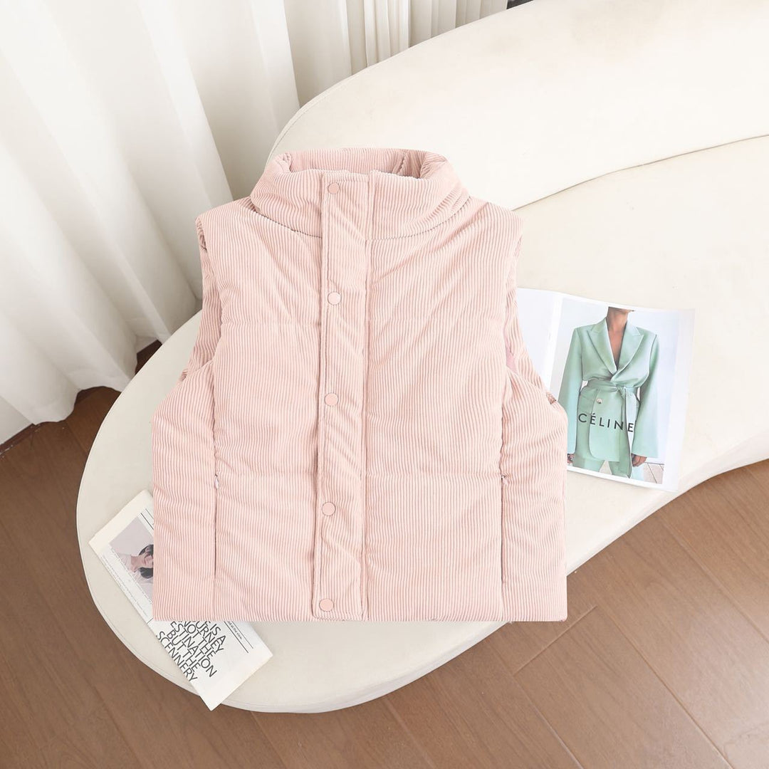 Ladies nan short corduroy look insulation vest with high stand-up collar and snap button placket Mune Fashion