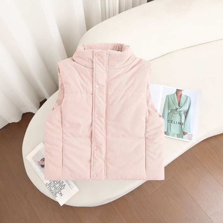 Ladies nan short corduroy look insulation vest with high stand-up collar and snap button placket Mune Fashion