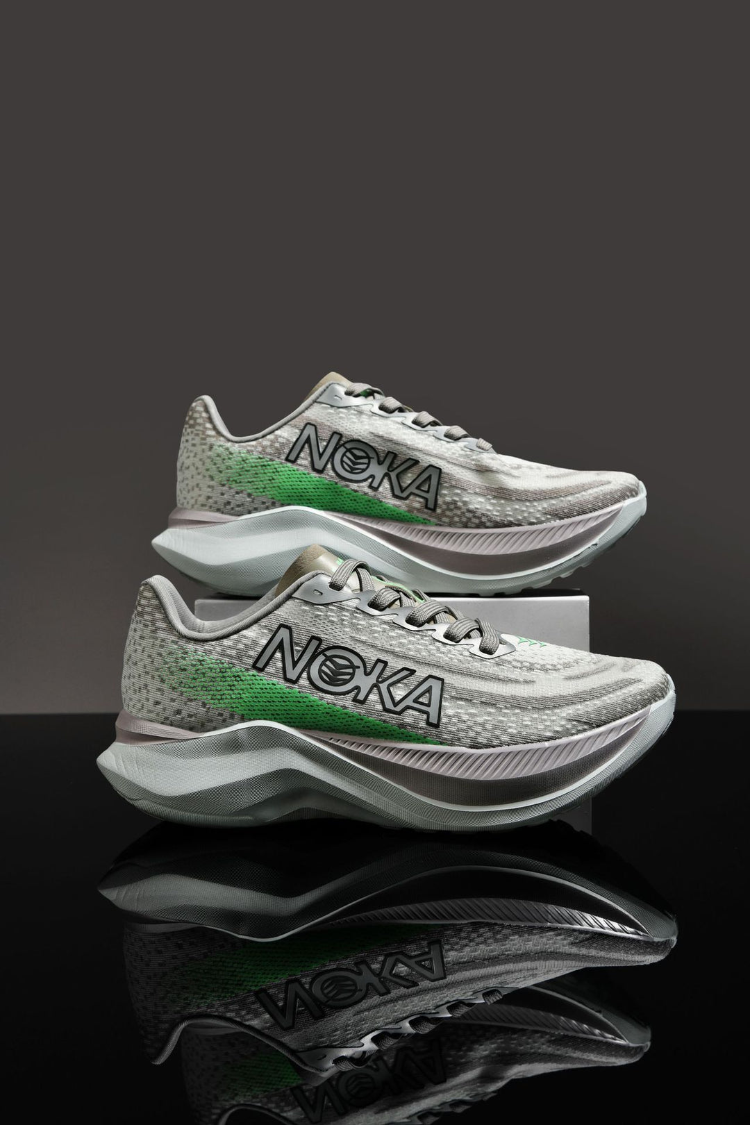 Unisex lightweight road running sneakers with high dynamic rebound midsole and breathable knitted upper Mune Fashion