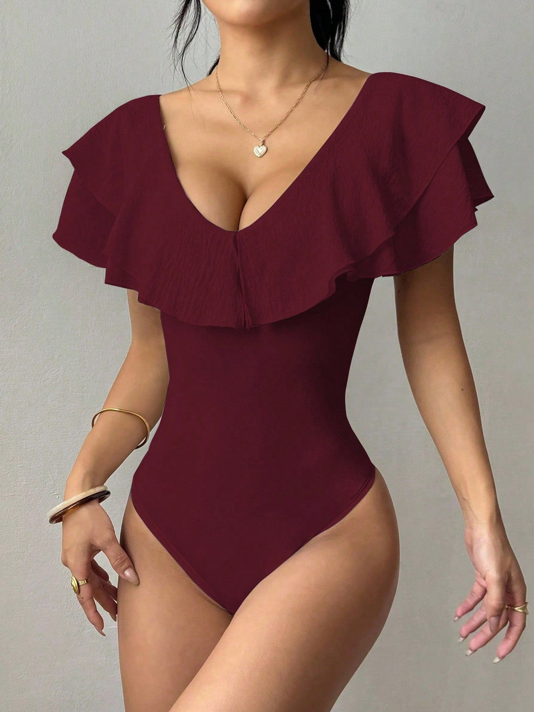 Women's Tailored Bodysuit with Deep V-Neck and Double Ruffle Collar Mune Fashion