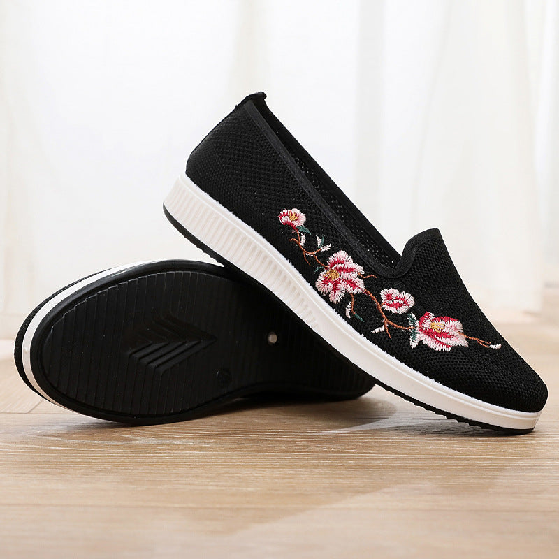 Women's Slip-On Sneaker with Floral Embroidery Mune Fashion