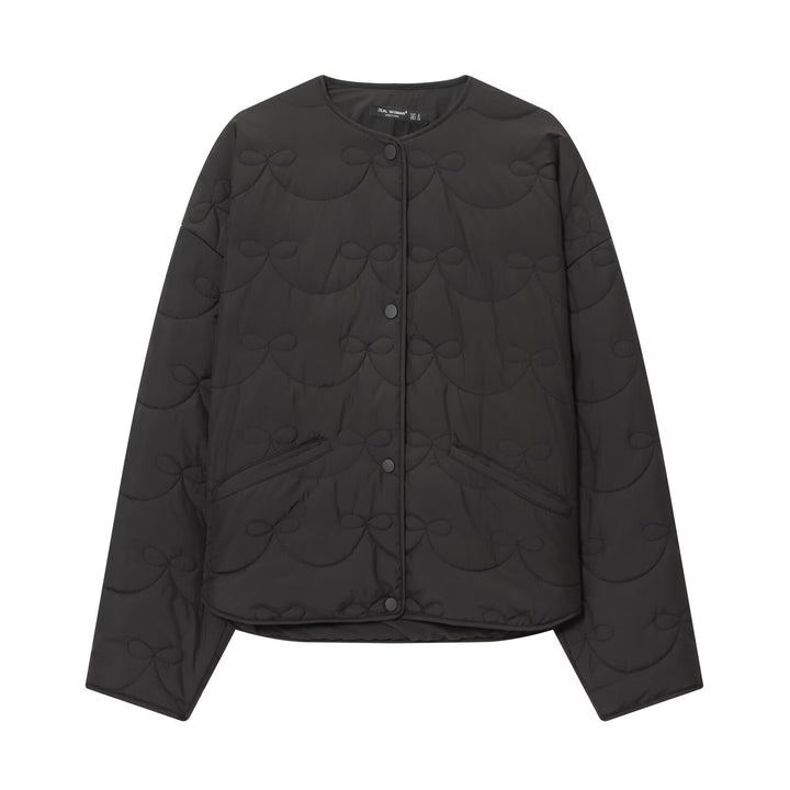 Women’s quilted jacket without collar with decorative bow quilting and snap button closure Mune Fashion