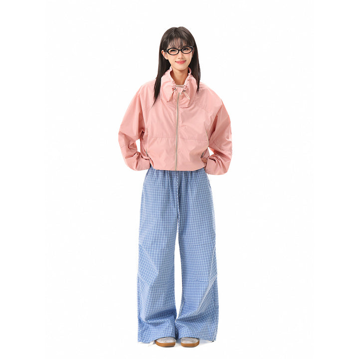Women Lightweight Cropped Transition Jacket with High Stand Collar and Zipper Pockets Mune Fashion