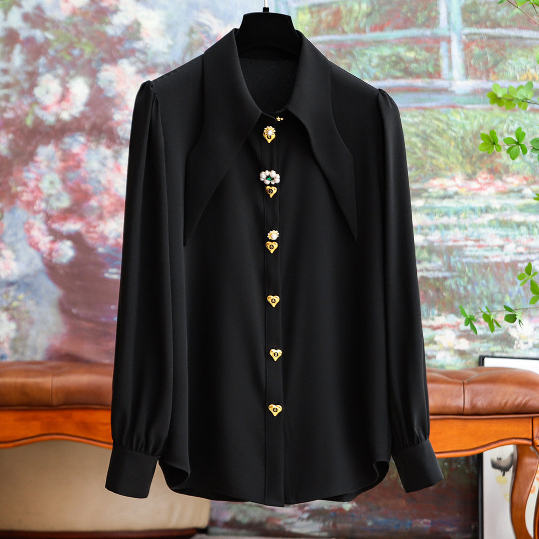 Ladies Elegant and refined blouse with decorative buttons Drune