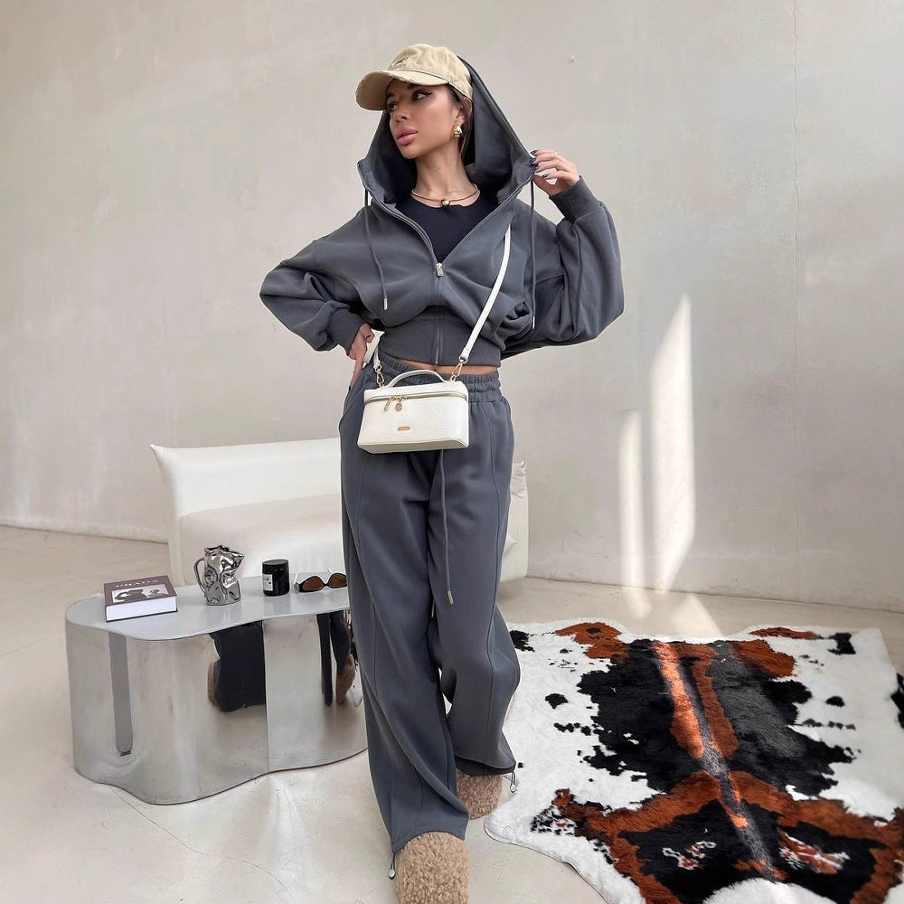 Ladies Two-Piece Loungewear Set with Short Zip Hoodie and High-Waisted Wide Jogging Pants Mune Fashion