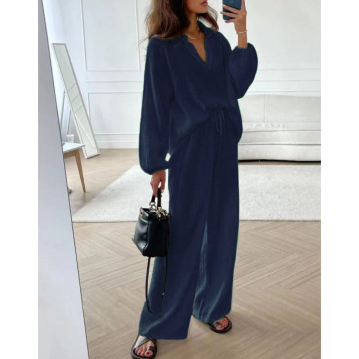 Women's Lightweight Crinkle Lounge Set with V-Neck and Wide High-Waist Pants Mune Fashion
