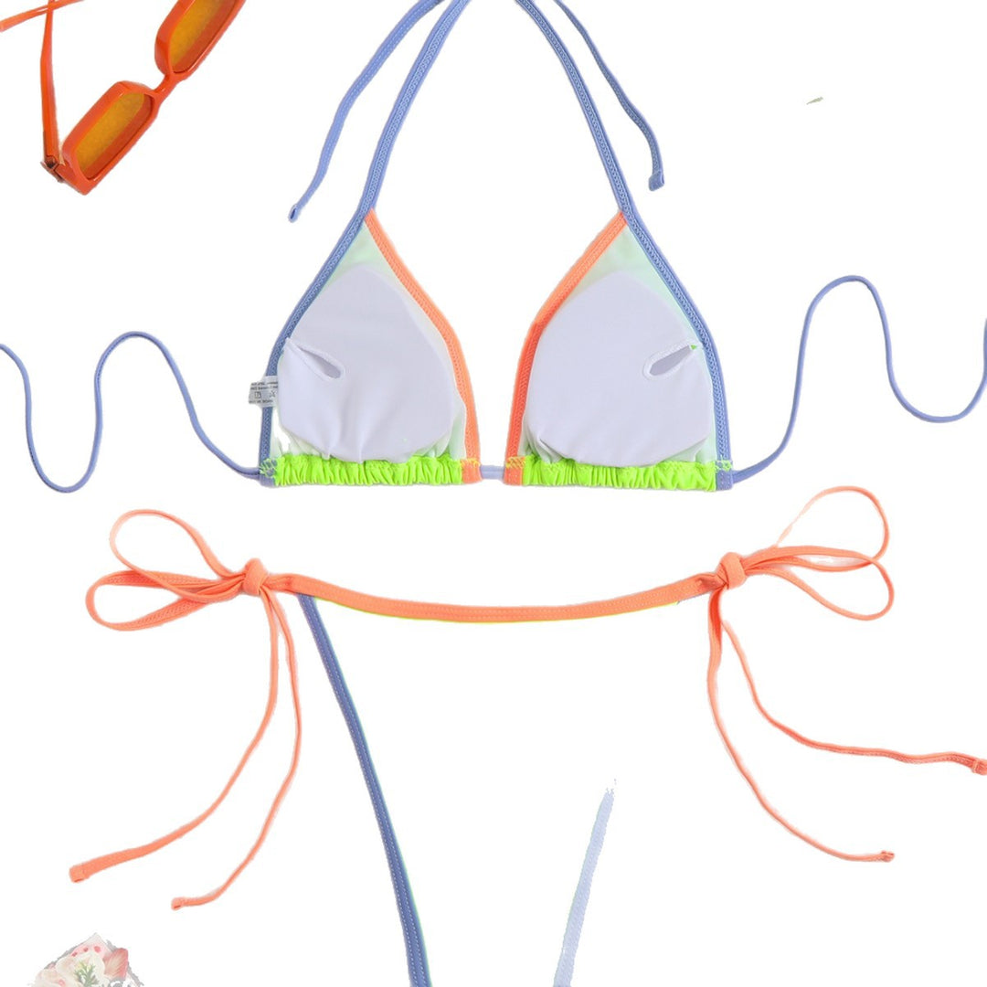 Women's Triangle Bikini with Fashionable Contrast Accents Mune Fashion