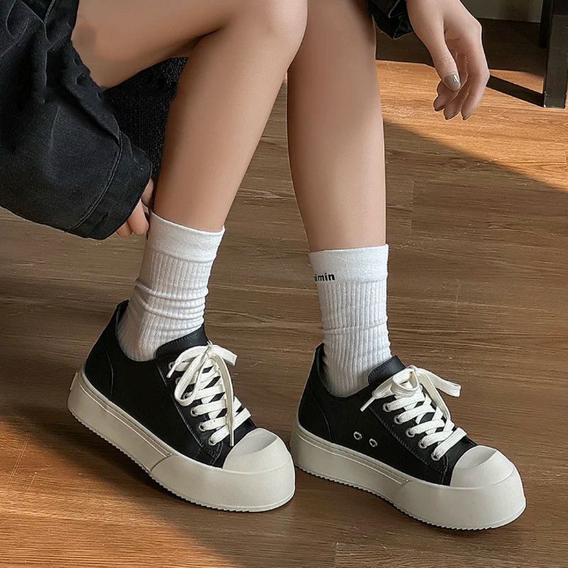 Women's Sporty Sneakers with Unique Platform Sole Mune Fashion