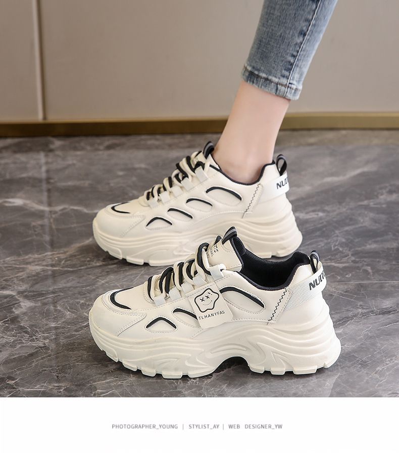 Women's Chunky Sneakers in modern design with breathable sole Mune Fashion