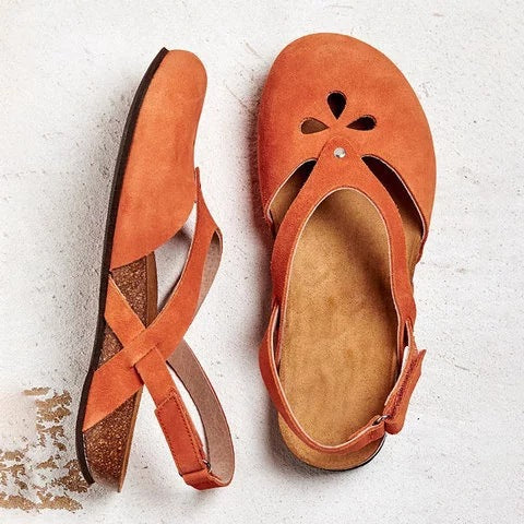 Women's closed slingback sandal made of suede with ergonomic cork insole and decorative cutouts Mune Fashion