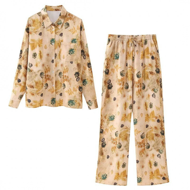Ladies Silk-like Blouse with Floral Watercolor Print, Shirt Collar and Applied Breast Pocket Mune Fashion