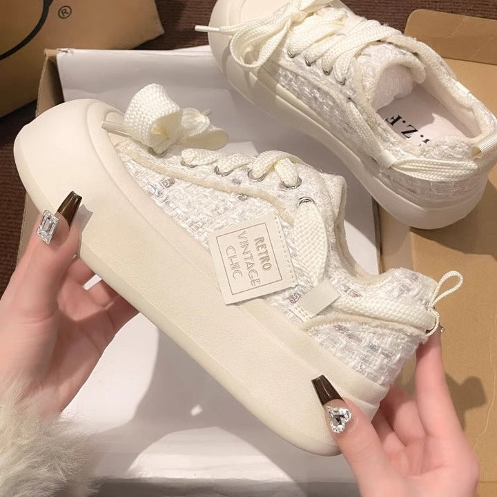Women Sneakers with innovative transparent filling and fashionable lacing details Mune Fashion