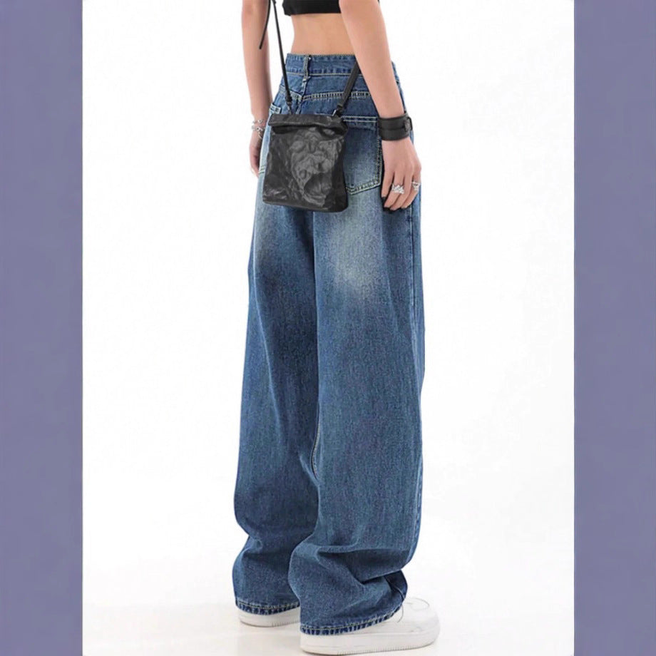 Women high-waisted oversized baggy jeans with knee rip and wide leg Mune Fashion